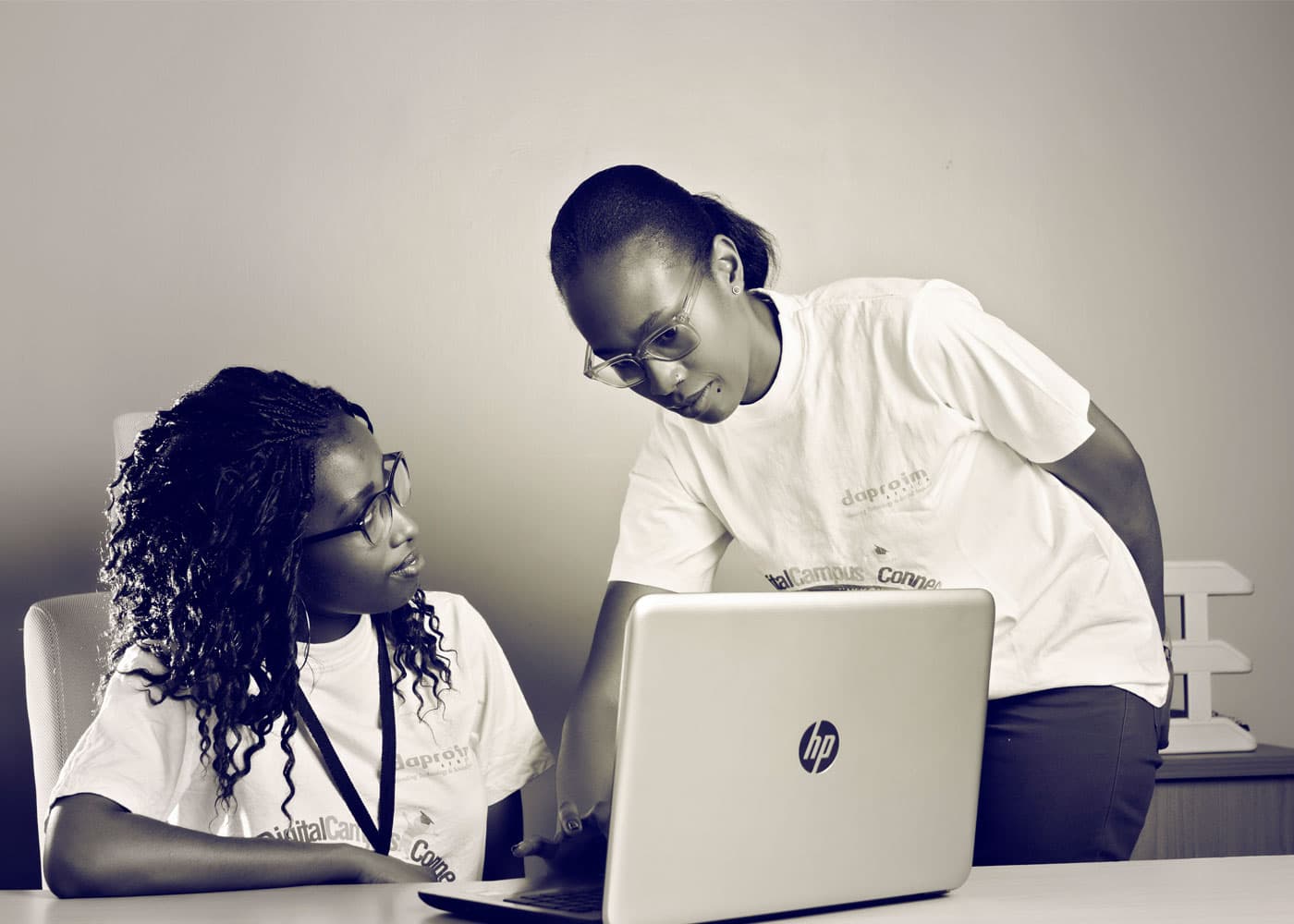 Daproim Africa team members working together.